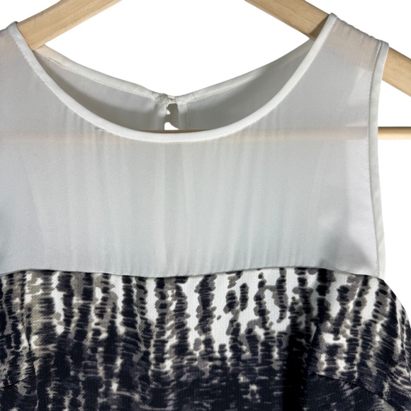 BCBG Max Azria Tara Printed Color Block Print Black/White/Green Dress Sz 4 - Picture 3 of 9